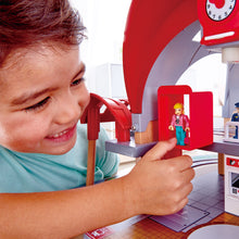 Load image into Gallery viewer, Hape Grand City Station