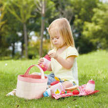 Load image into Gallery viewer, Hape Toddler Picnic Basket