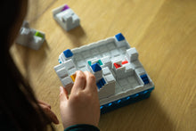 Load image into Gallery viewer, Smart Games Atlantis Escape (Ages 8+)