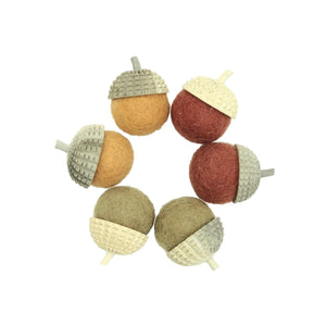 Papoose Natural Acorns (6 pieces)